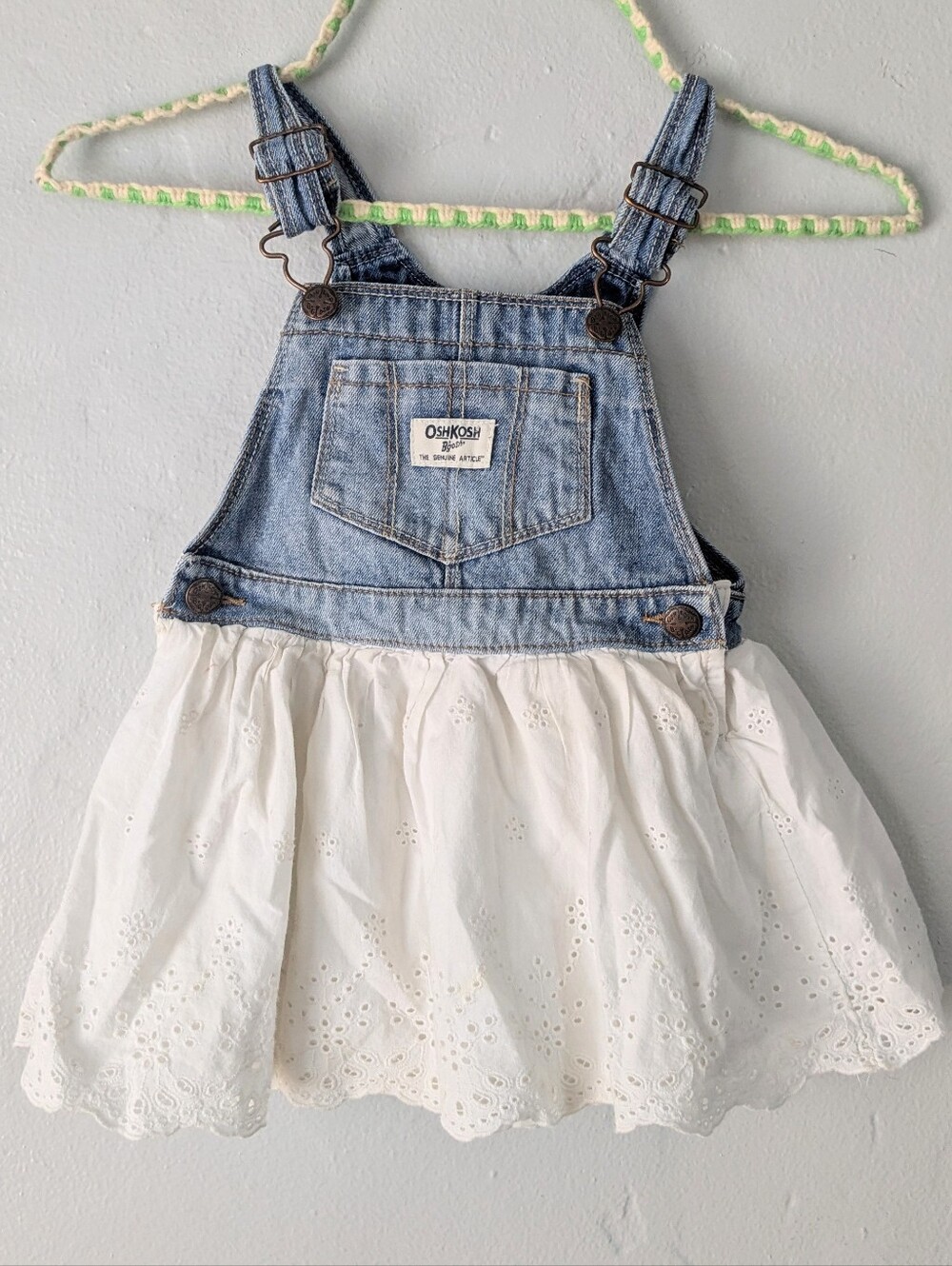 OshKosh B'gosh Toddler Girl Denim Eyelet Lace Overall Dress Size 3T
